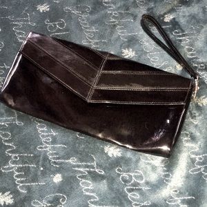 Vintage Black  snap clutch wristlet & strap